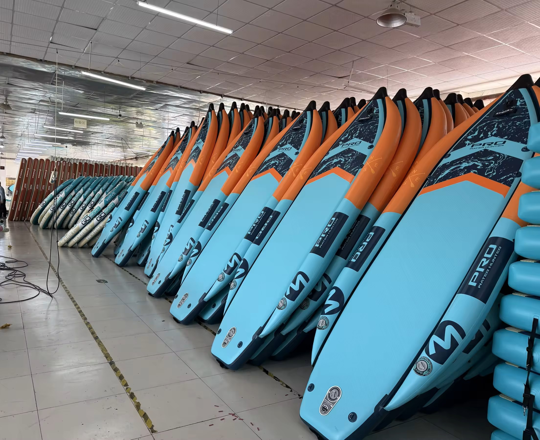 Gommone Gonfiabile a Doppia Ca - Fishing Rod Holder recensione e prezzo